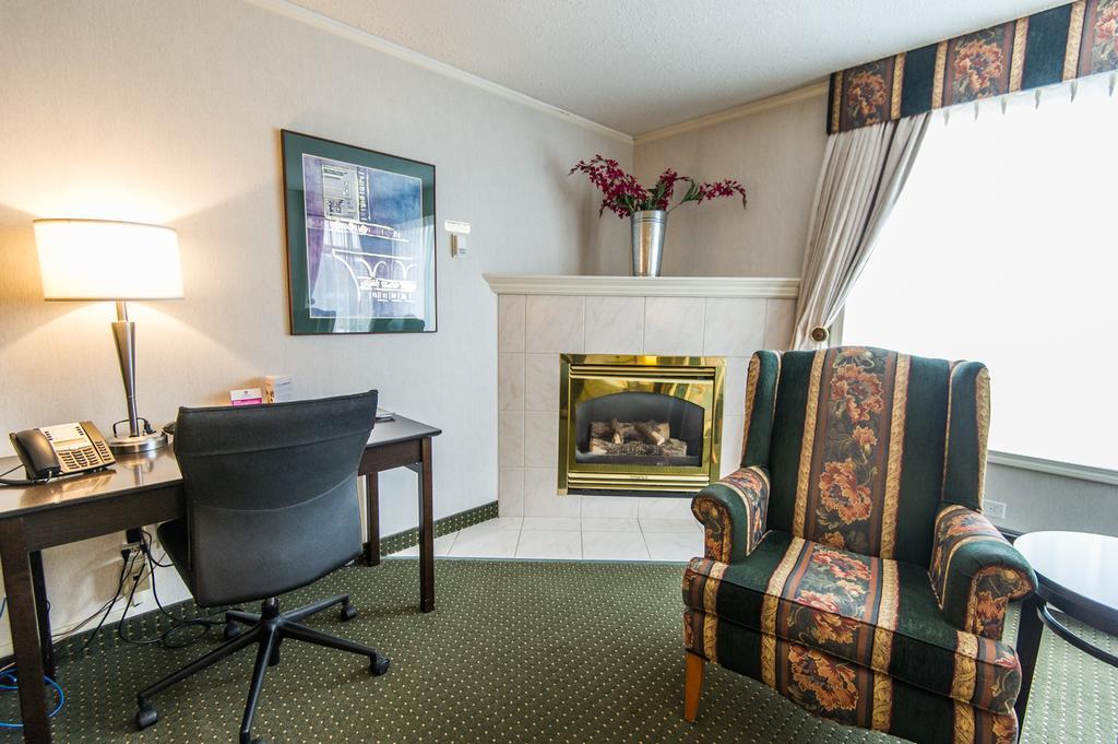 Coast High Country Inn Whitehorse Zewnętrze zdjęcie